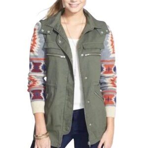 Women's XS Thread & Supply Olive Aztec Hooded Utility Jacket With Sweater Sleeve